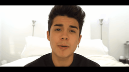 mario-bautista-comparte-playlist.gif.imgo